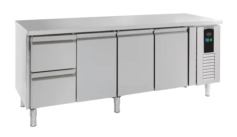 700 Kühltisch 3 Türen Und 2 Schubladen Energy Line - 2230x700x860 mm - 0,3 kW