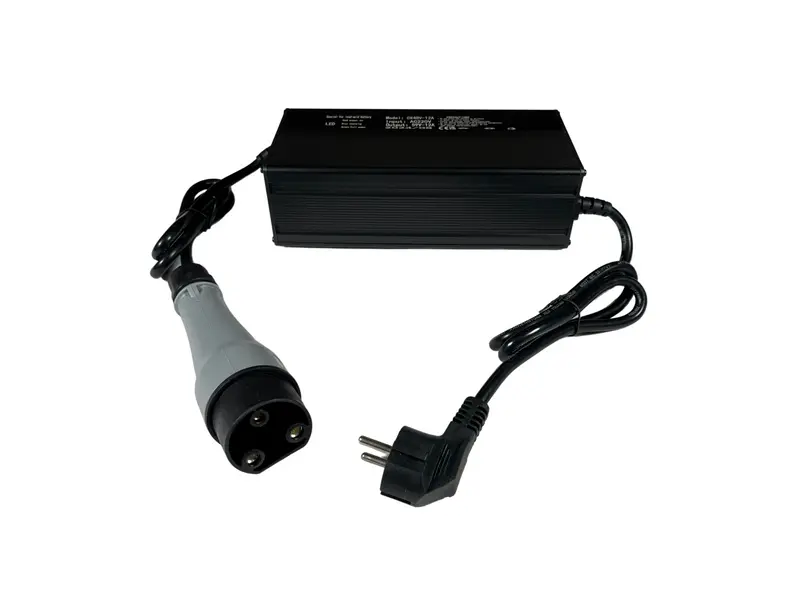 Ladegerät für Kehrmaschine mit Kabine Daewoo DAS100/ Kremer KRS100 -48V/ 12A