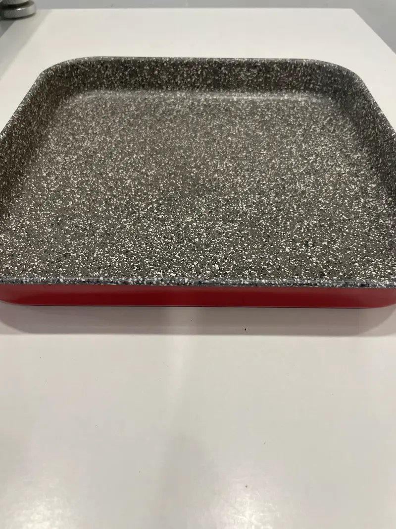 Quadratische und beschichtete Auflaufform