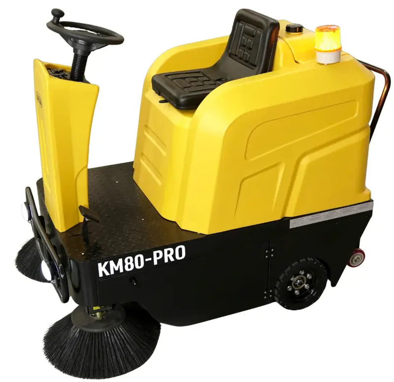 Tobasa KM80-PRO bis zu 6.400 m²/h Aufsitz-Kehrmaschine