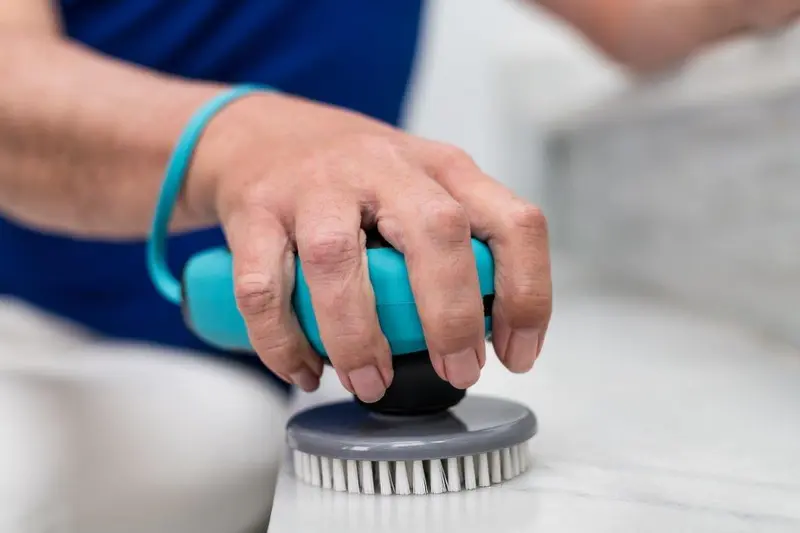 Weiche Plastikbürste