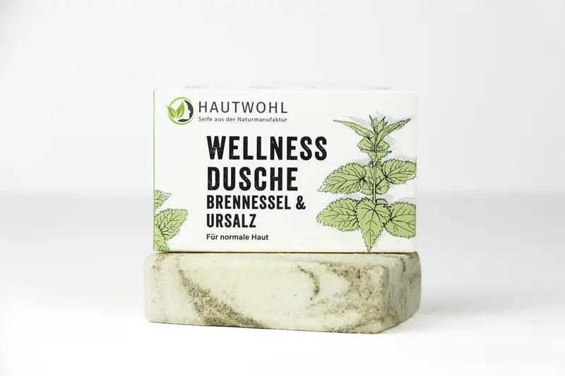Wellness Dusche mit Ursalzpeeling